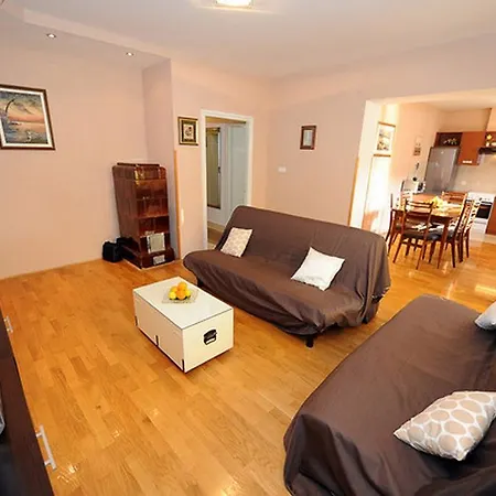 Maslina Apartment *