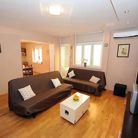 Apartment Maslina Zadar